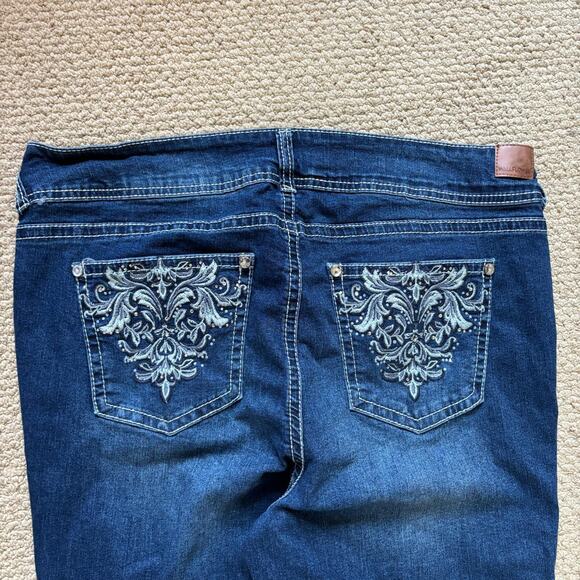 Baggy wallflower womens embroidered jeans - Picture 2 of 7